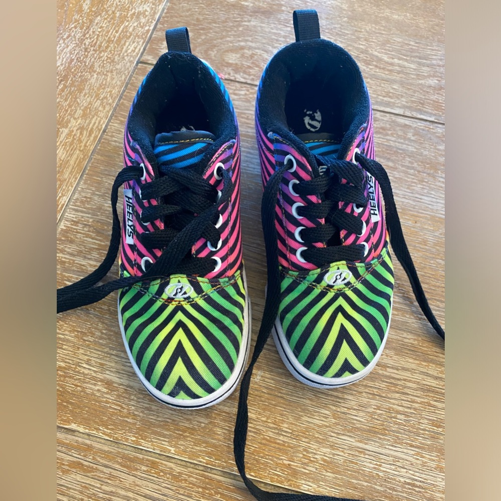 Girls Heelys Size 13